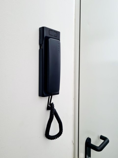 Unifon CYFRAL BALTIC 5P czarny 4,5,6-żyłowy Unifon CYFRAL BALTIC 5P czarny 4,5,6-żyłowy
